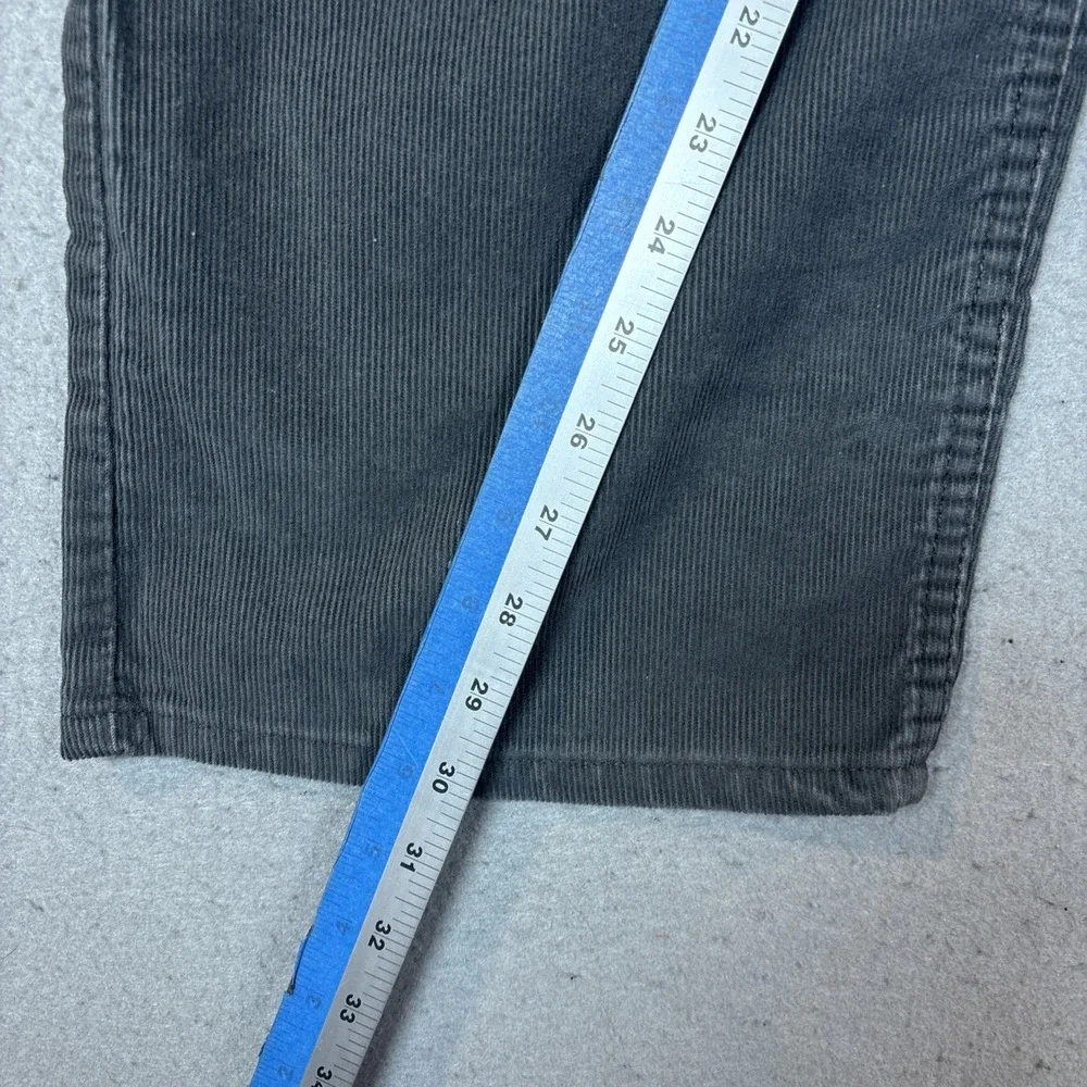 VTG Levi's 559 Relaxed Straight Gray Corduroy Pants Men's 36x30‎ Classic Fit